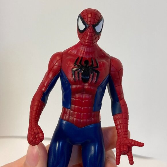 Spider-Man Action Figure 6" Marvel Hasbro 2015 Toy Comic Super Hero - Picture 6 of 8